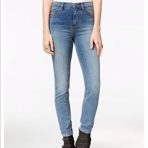 NWOT Free People High-Rise Roller Skinny Jean